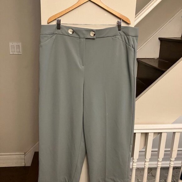 Wide Legged Trousers Plus Size - Picture 2 of 5